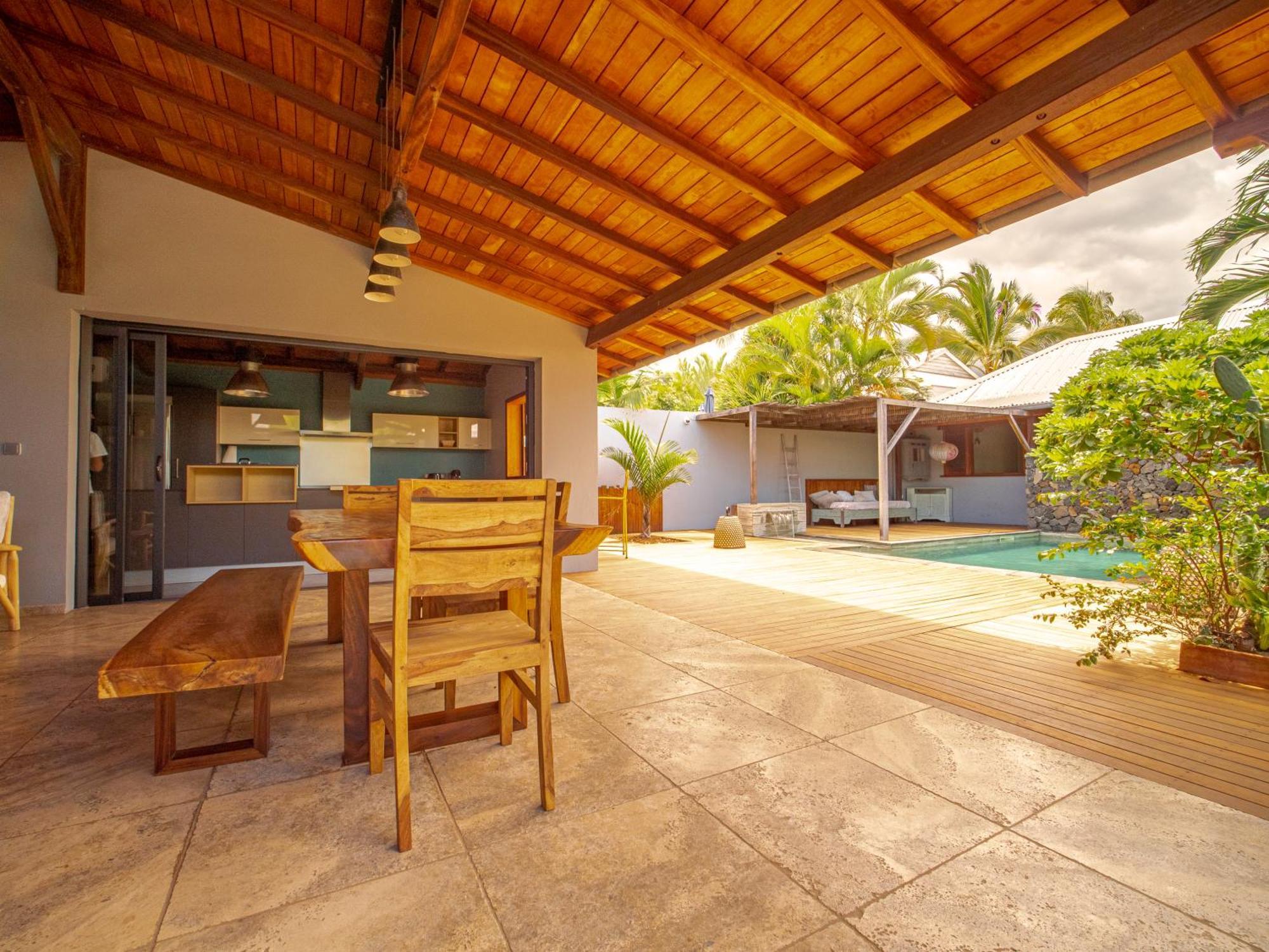 La Kaz Veloutier - Villa 4 Chambres Avec Piscine 라 살린 레 뱅 외부 사진