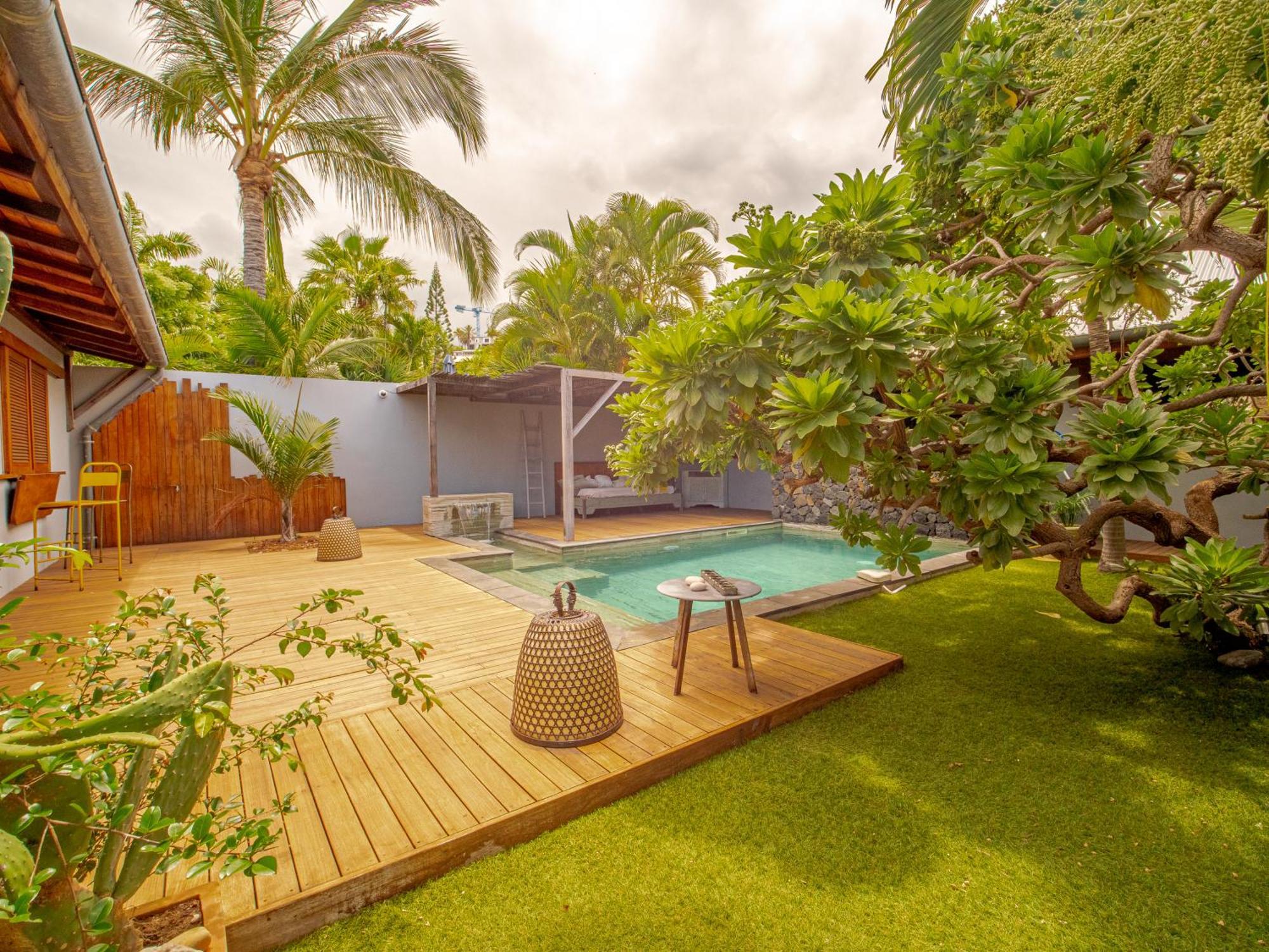 La Kaz Veloutier - Villa 4 Chambres Avec Piscine 라 살린 레 뱅 외부 사진